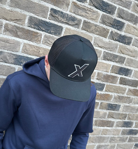 X Peak Hat - Black