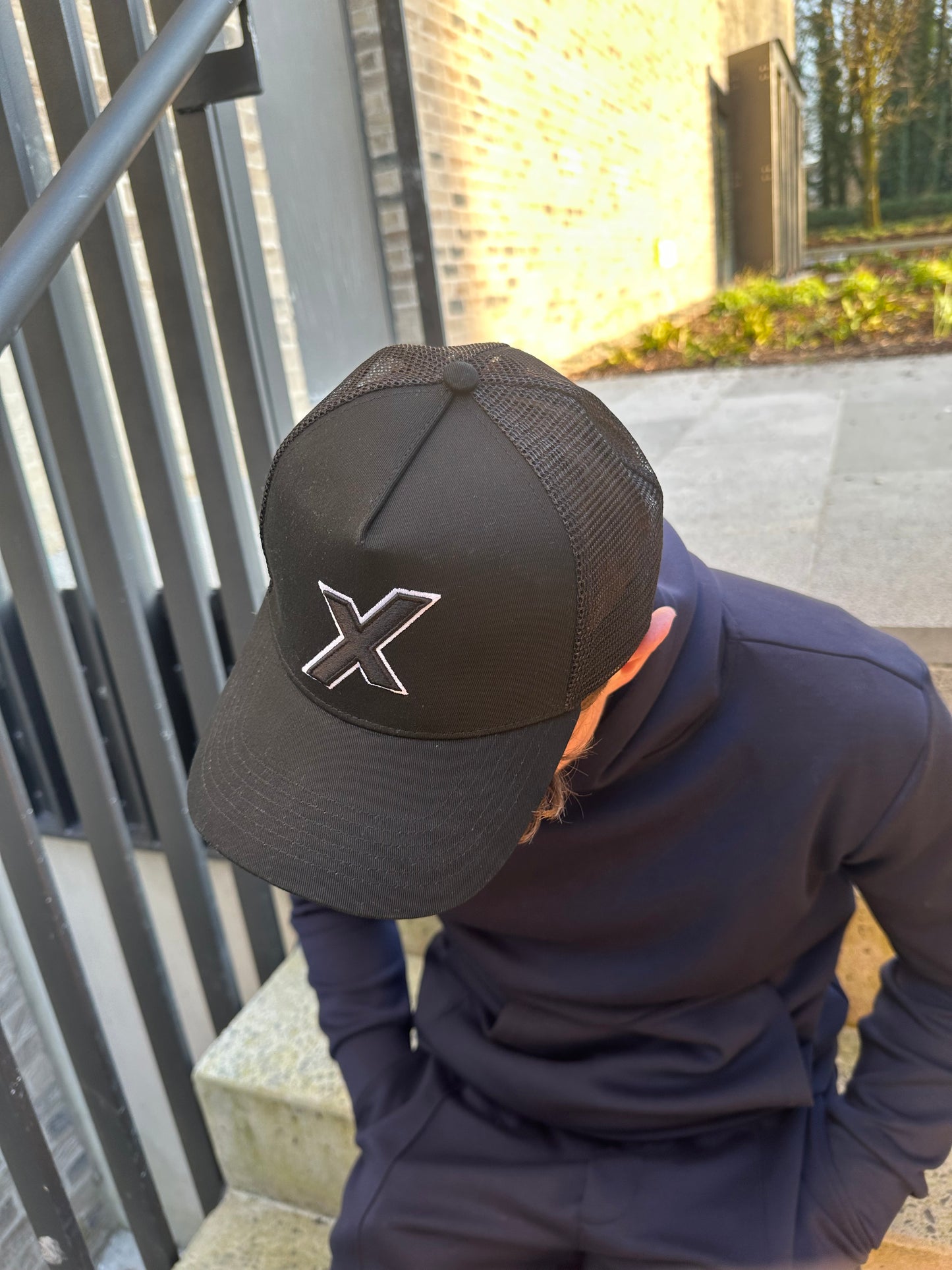 X Peak Hat - Black